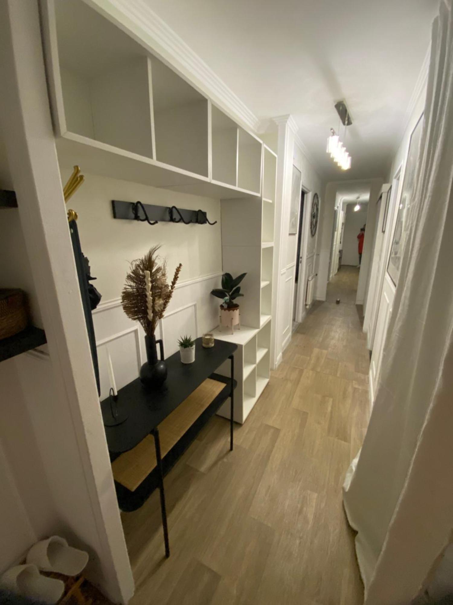 Bel Appartement Spacieux ,Convivial De 3 Chambres Avec Parking Prive Secure カーン エクステリア 写真